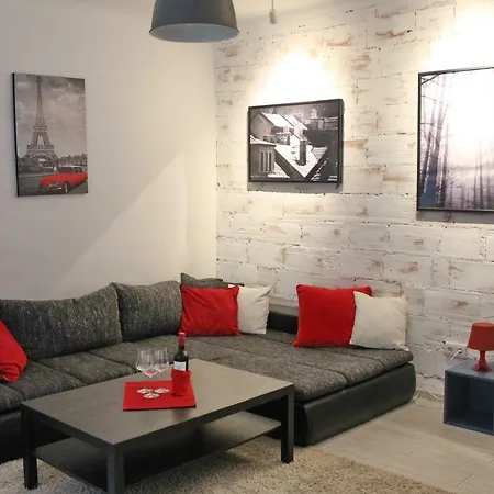 Fancy Castle Apartment *